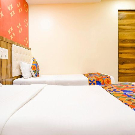 Fabexpress Sarah Gold - Nr Nesco Exhibition Center Hotel Mumbai Ngoại thất bức ảnh