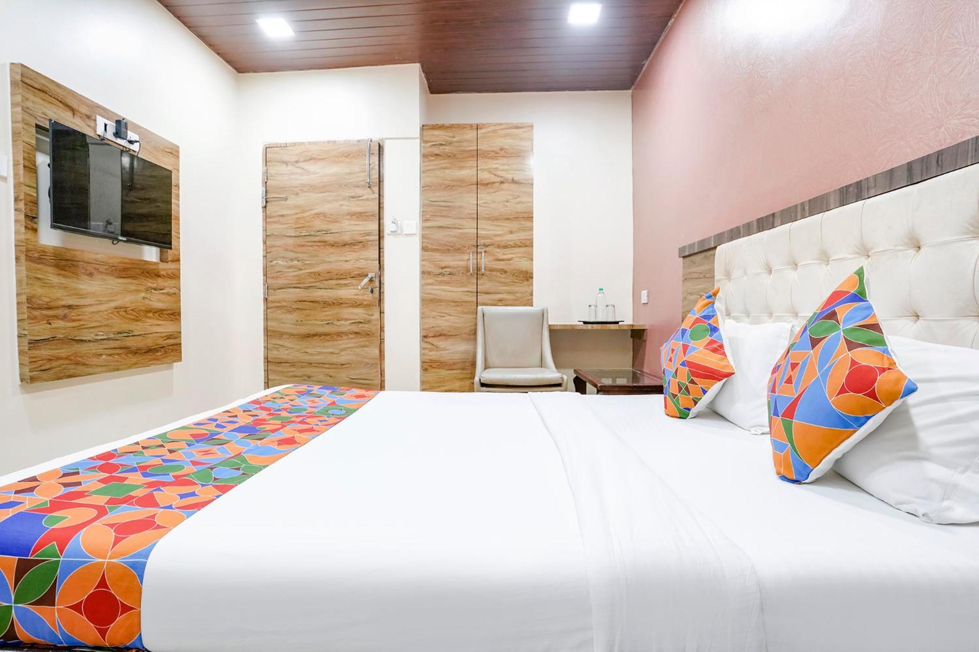 Fabexpress Sarah Gold - Nr Nesco Exhibition Center Hotel Mumbai Ngoại thất bức ảnh