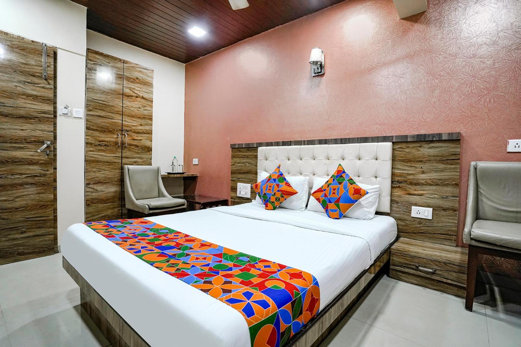 Fabexpress Sarah Gold - Nr Nesco Exhibition Center Hotel Mumbai Ngoại thất bức ảnh